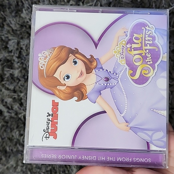 Sofia the First - Picture 1 of 2
